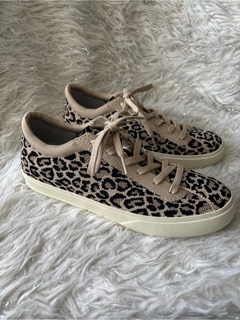 Rothy's Cheetah Leopard Women’s Knit Lace-Up Sneakers Size W9.5 US